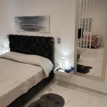 The Syntagma Luxury Suite Athén Kültér fotó